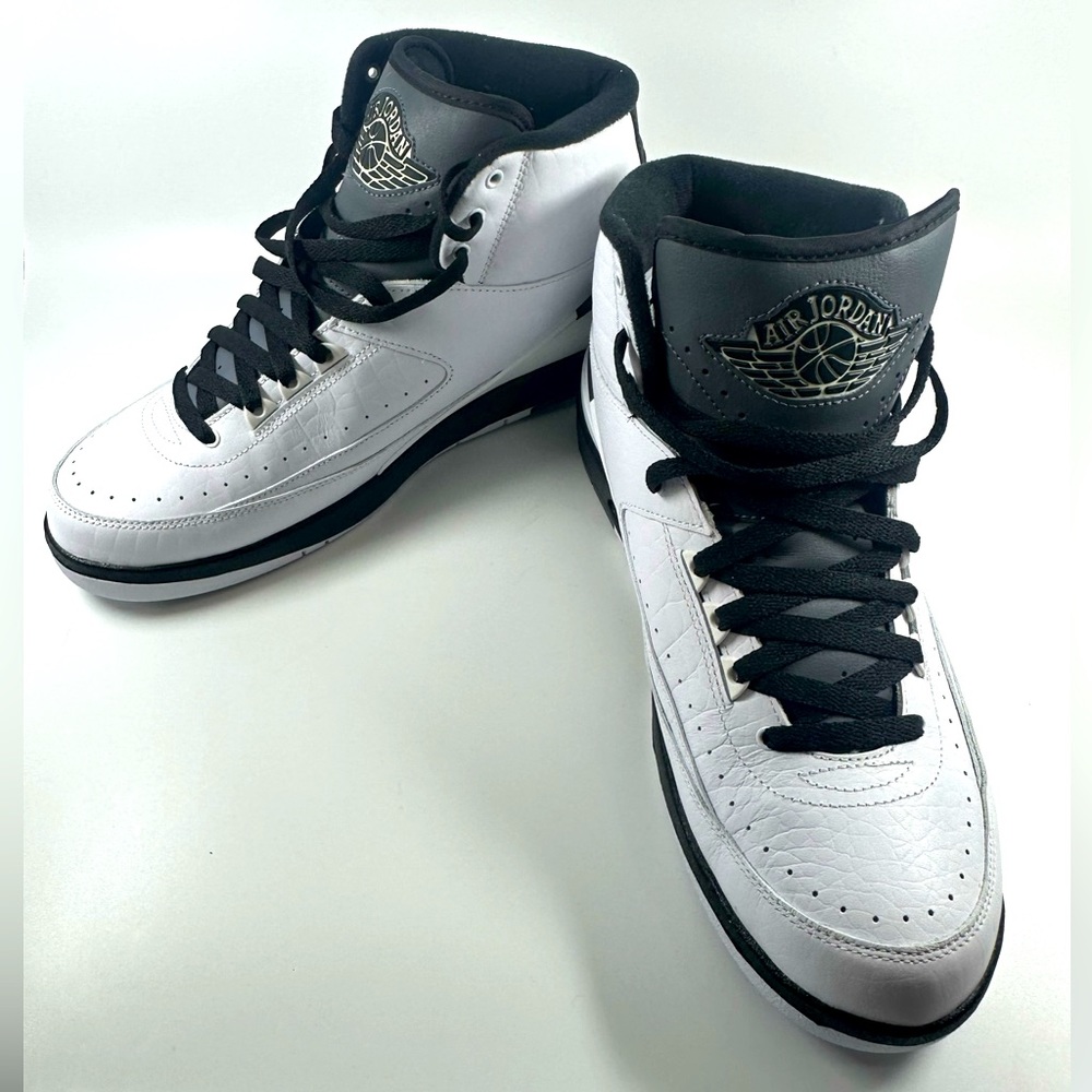 Jordan Retro 2